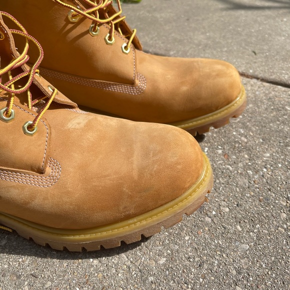 Beige Timberland boots - Picture 6 of 6